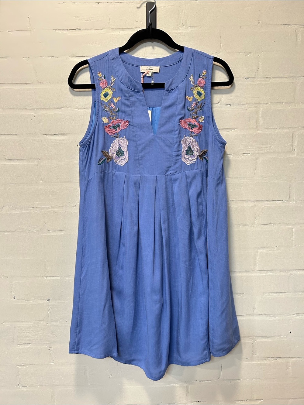 Entro NWT Boho Embroidered Shift Dress Blue Floral Sz S Rayon Flowy Festival